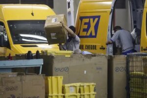 fortaleza-passa-a-ter-servico-dos-correios-de-entrega-de-encomenda-no-mesmo-dia