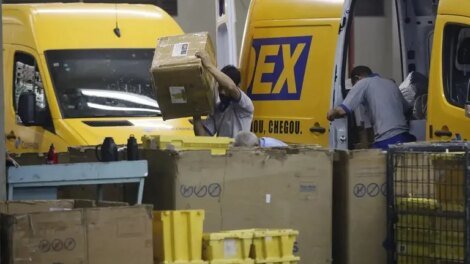 fortaleza-passa-a-ter-servico-dos-correios-de-entrega-de-encomenda-no-mesmo-dia