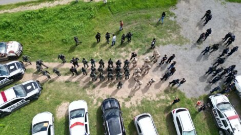 operacao-policial-prende-oito-pessoas-e-apreende-seis-armas-de-fogo-em-sobral