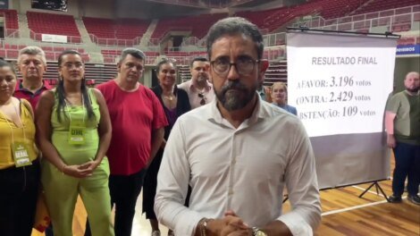 sindicato-dos-professores-do-ceara-aceita-proposta-do-governo-de-melhoria-salarial