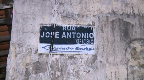 homem-e-linchado-apos-mostrar-partes-intimas-a-criancas-e-mulheres-em-fortaleza