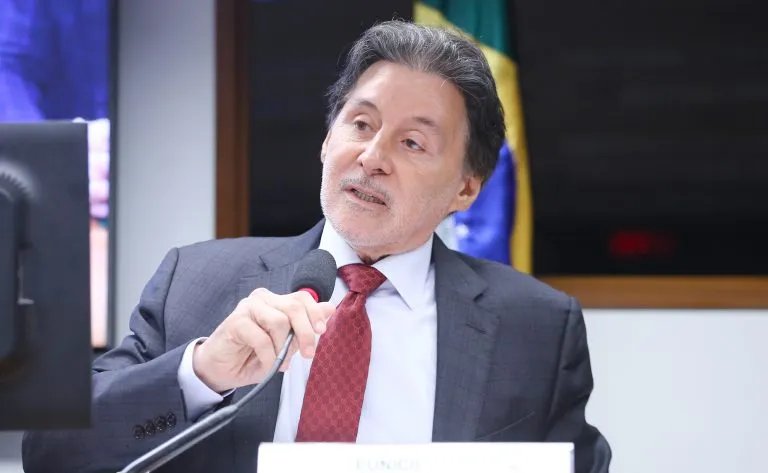eunicio-oliveira-assume-presidencia-da-comissao-de-desenvolvimento-urbano