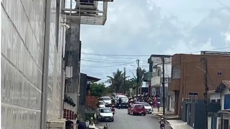 adolescente-de-15-anos-e-baleada-na-cabeca-ao-voltar-da-escola-no-interior-do-ceara