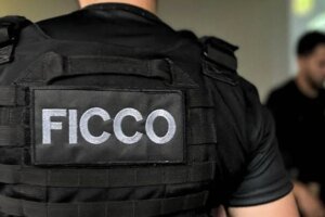 mulher-e-presa-preventivamente-por-participacao-em-grupo-criminoso-em-aquiraz
