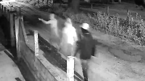 grupo-armado-invade-casa-e-rouba-moradores-na-zona-rural-de-cascavel,-no-ceara