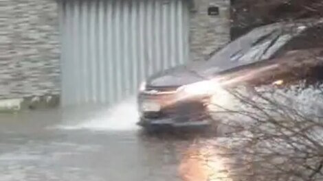 com-dia-de-chuva,-fortaleza-recebe-alerta-de-perigo-potencial-ate-quarta-(1o)