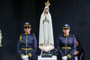 grupo-cidade-recebe-imagem-peregrina-de-nossa-senhora-de-fatima