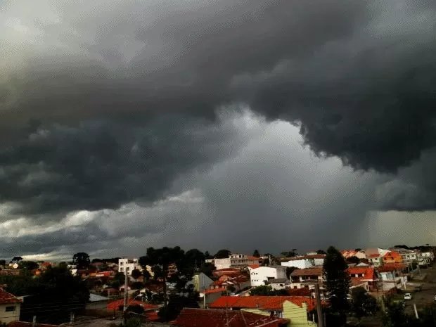 fortaleza-e-mais-149-cidades-cearenses-devem-receber-chuvas-intensas-ate-sabado-(18)