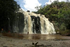 maranhense-desaparece-em-cachoeira-na-divisa-do-ceara-com-o-piaui