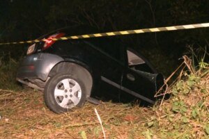 motorista-e-baleado-e-morto-ao-volante-ao-dirigir-pelo-4o-anel-viario,-em-fortaleza