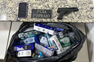 homem-e-preso-apos-assaltar-farmacia-usando-arma-de-brinquedo-em-fortaleza