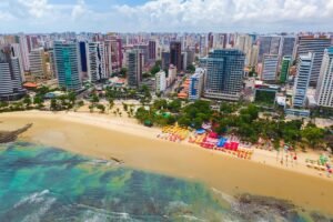 fortaleza-e-a-quarta-cidade-mais-procurada-para-viagens-no-segundo-semestre-de-2024,-aponta-kayak