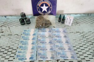 receita-federal-apreende-1-kg-de-skunk-e-r$-2.000-em-cedulas-falsas-no-aeroporto-de-fortaleza