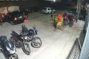 suspeito-de-matar-casal-com-50-tiros-na-maraponga-e-preso-apos-ser-baleado-e-esta-internado-em-estado-grave