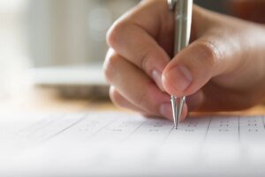 fortaleza-oferece-vagas-em-concursos-da-acfor-e-pgm-com-salarios-de-ate-r$-7,2-mil;-confira
