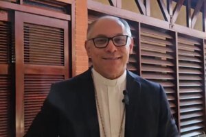 arcebispo-de-fortaleza-dom-gregorio-paixao-homenageia-professores:-“exemplo-de-forca”