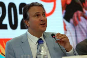 mec-define-nota-de-corte-de-650-pontos-no-enem-para-acesso-ao-“pe-de-meia-licenciatura”
