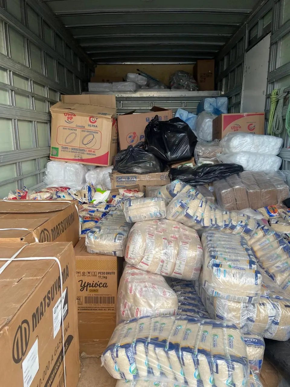 homem-e-preso-e-carga-de-mercadorias-avaliada-em-r$-2-milhoes-e-recuperada
