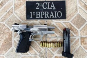 pms-encontram-esconderijo-de-10-criminosos,-que-atiram-e-depois-fogem;-uma-pistola-foi-apreendida