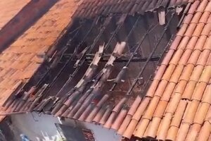 incendio-destroi-parte-de-casa-em-pacatuba/ce;-suspeita-e-de-que-curto-circuito-causou-o-fogo