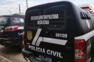 mulher-e-presa-por-tentativa-de-homicidio-em-ponto-de-trafico-de-drogas