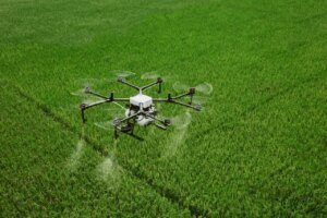 alece-aprova-utilizacao-de-drones-para-pulverizacao-aerea-de-agrotoxicos