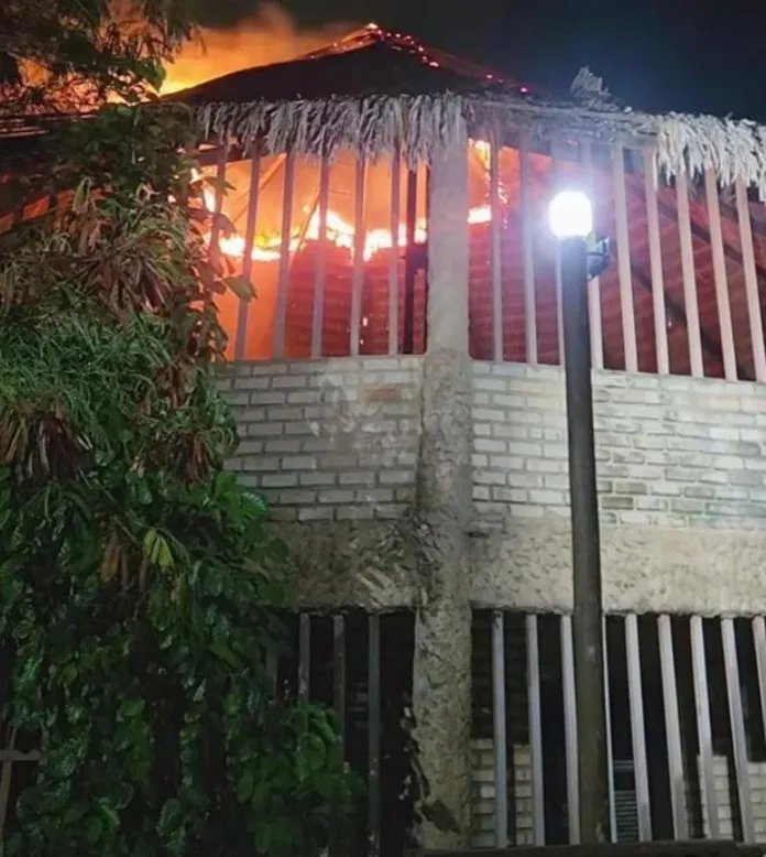 incendio-atinge-estrutura-do-projeto-4-varas-na-barra-do-ceara