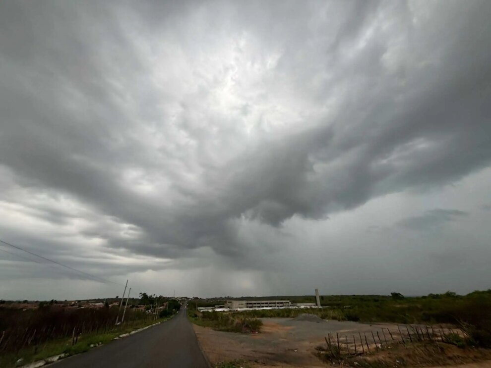 ceara-tem-alerta-de-chuvas-intensas-para-99-cidades-nesta-quarta-feira-(8)