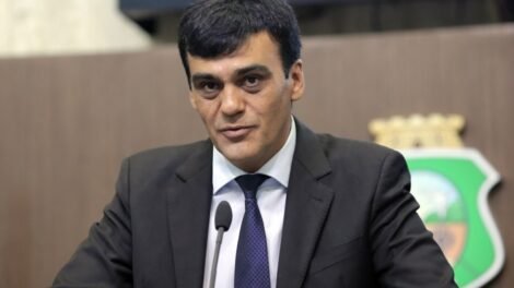 naumi-amorim-denuncia-divida-da-gestao-anterior-com-a-enel-no-valor-de-r$-3,9-milhoes