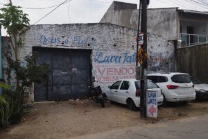 policia-apreende-arma-e-drogas-em-lava-jato-de-fachada-que-funcionava-como-boca-de-fumo