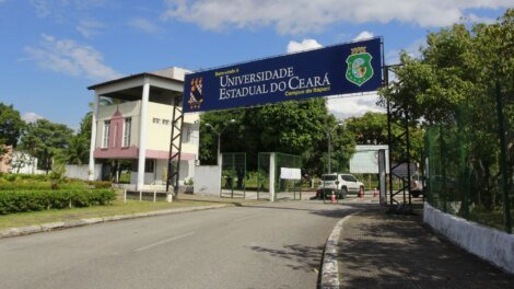 uece-abre-inscricoes-para-as-turmas-de-2025.1-do-curso-pre-vestibular-uecevest