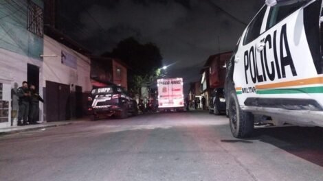 duas-pessoas-morrem-apos-ataque-de-integrantes-de-faccao-no-bom-jardim