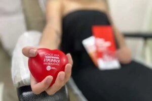 hemoce-recebe-110-mil-doacoes-em-2024,-o-maior-numero-dos-ultimos-30-anos