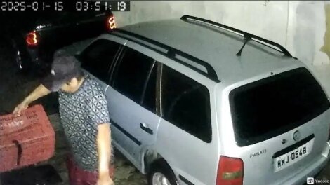 homem-furta-bicicleta-em-vila-de-casas-no-bairro-henrique-jorge,-em-fortaleza