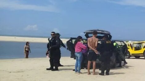 casal-mineiro-e-flagrado-com-armas-de-brinquedo-e-carro-adulterado-no-ceara
