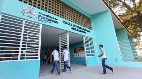 ano-letivo-inicia-nesta-quinta-(30)-para-237-mil-alunos-da-rede-municipal-de-fortaleza