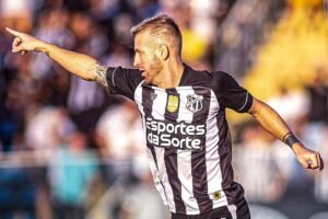 ceara-goleia-o-barbalha-por-5-a-0-e-avanca-para-a-semifinal-do-campeonato-cearense