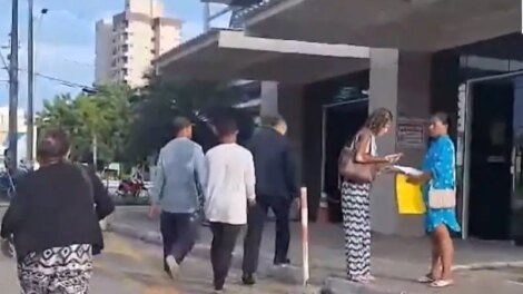 suspeitos-de-agredir-homem-morto-em-frente-a-shopping-sao-ouvidos-e-liberados