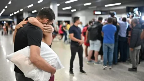 apos-parada-em-fortaleza,-parte-de-deportados-dos-eua-chega-a-belo-horizonte