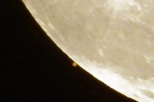 “eclipse”-de-marte-pela-lua-acontece-neste-domingo-(9);-evento-sera-visivel-no-brasil?