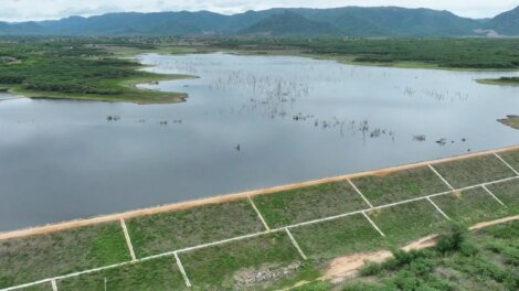 cogerh-avalia-liberar-aguas-do-acude-canafistula-para-comunidades-de-iracema-(ce)