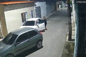 mulher-e-levada-no-carro-por-bandidos-durante-assalto-na-cidade-2000