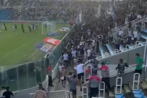ceara-e-punido-com-multa-e-perda-de-dois-mandos-de-campo-por-brigas-no-pv