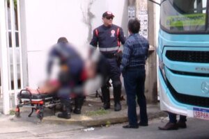 homem-com-sinais-de-embriaguez-e-espancado-em-onibus-apos-assediar-passageiras