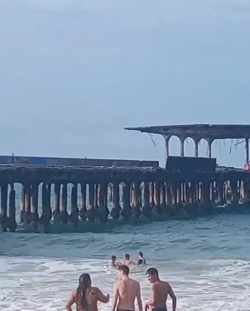 guarda-vidas-resgatam-jovem-arrastado-por-correnteza-na-praia-do-havaizinho,-em-fortaleza