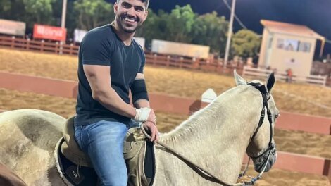 medico-cearense-morre-em-acidente-com-caminhao-na-br-116,-no-interior-da-bahia