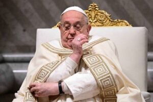 papa-francisco-enfrenta-crise-de-asma-e-preocupa-medicos,-diz-vaticano