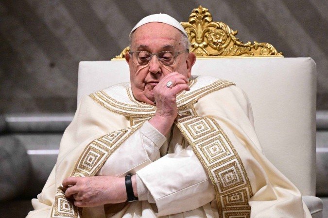 papa-francisco-enfrenta-crise-de-asma-e-preocupa-medicos,-diz-vaticano