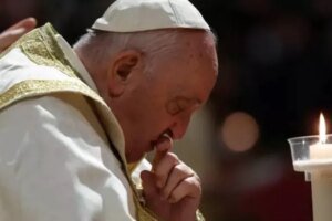 papa-francisco-tem-noite-tranquila,-diz-comunicado-do-vaticano