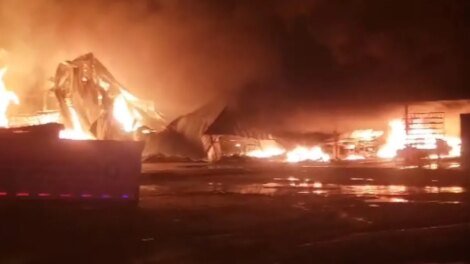 incendio-e-registrado-em-fabrica-de-colchoes-no-eusebio,-no-ceara